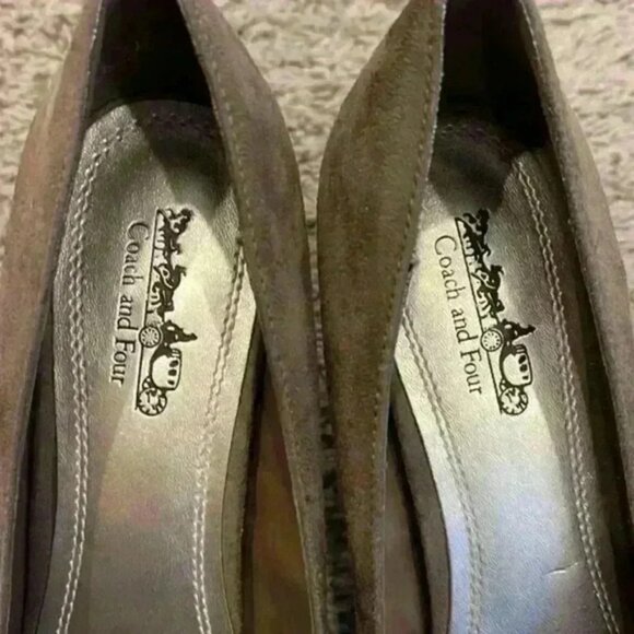 Coach and Four Suede Heels - Picture 3 of 5